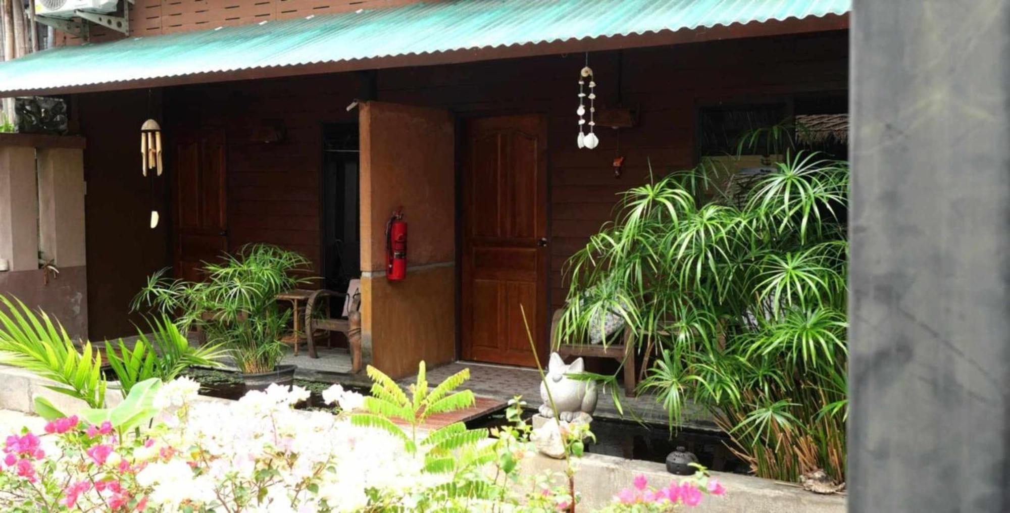 Koko Palm Inn Chiang Mai Buitenkant foto